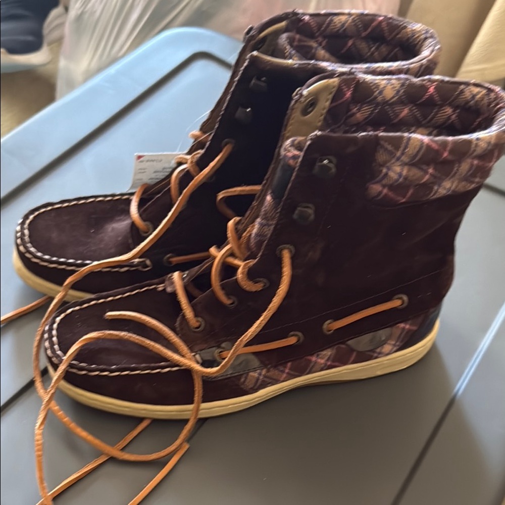 Stylish High-Top Boots with Patterned Trim
